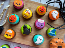 Load image into Gallery viewer, Halloween Crunchies!
